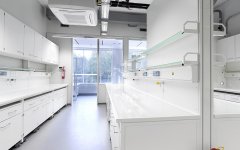 怎么选实验室无菌操作台？