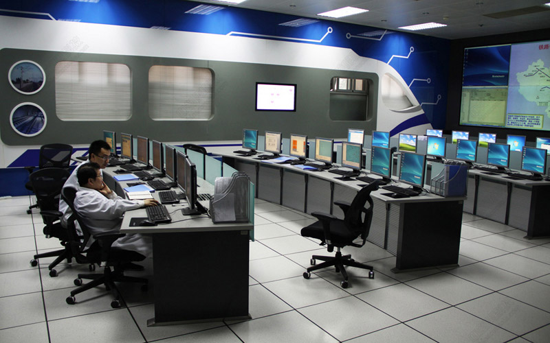 北京铁路局通信中心监控室控制台案例照片