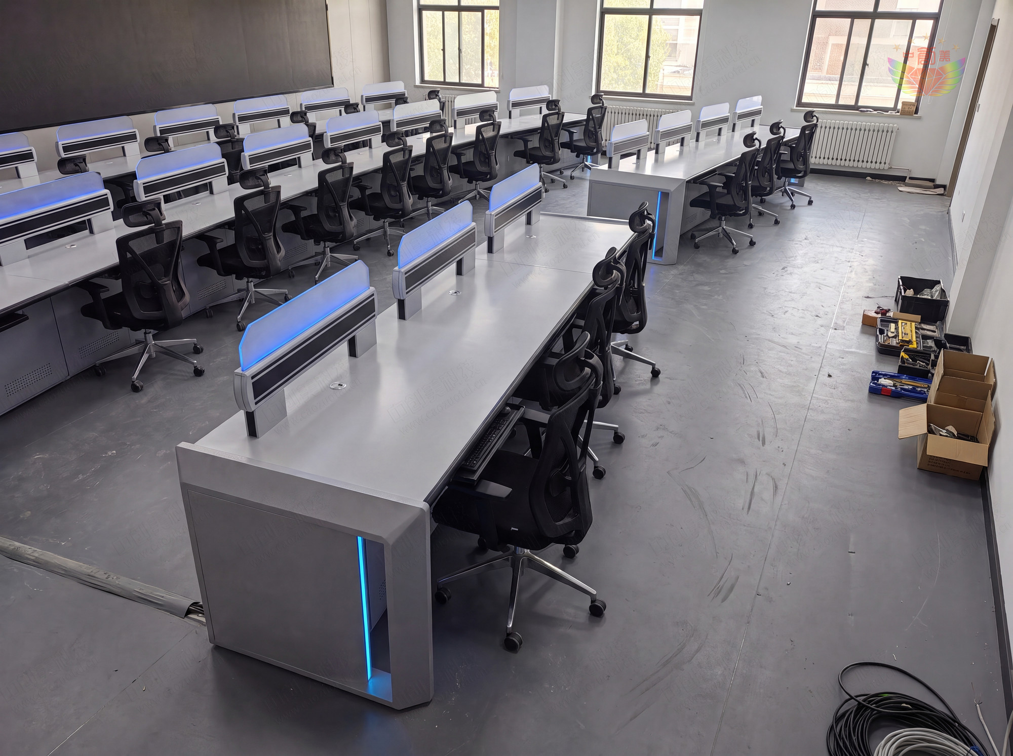 指挥中心操作台效果图